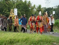 Tawa dalam Kebijaksanaan: Menguak Kedalaman Lawakan Khas Jawa di Panggung Ketoprak 3 Tawa dalam Kebijaksanaan: Menguak Kedalaman Lawakan Khas Jawa di Panggung Ketoprak