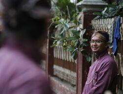 Mengenal Keindahan Bahasa Jawa: Warisan Budaya yang Kaya Makna 2 Mengenal Keindahan Bahasa Jawa: Warisan Budaya yang Kaya Makna