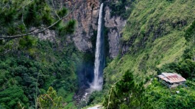 Eksplorasi 5 Air Terjun Indah di Jawa Tengah yang Masih Sepi Wisatawan