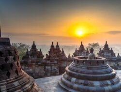 Jelajah Permata Jawa: Menguak Keindahan Destinasi Wisata Paling Ikonik di Pulau Jawa 7 Jelajah Permata Jawa: Menguak Keindahan Destinasi Wisata Paling Ikonik di Pulau Jawa