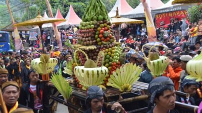 Mengarungi Samudra Budaya: Menyelami Kekayaan Tradisi Jawa yang Tak Lekang oleh Waktu