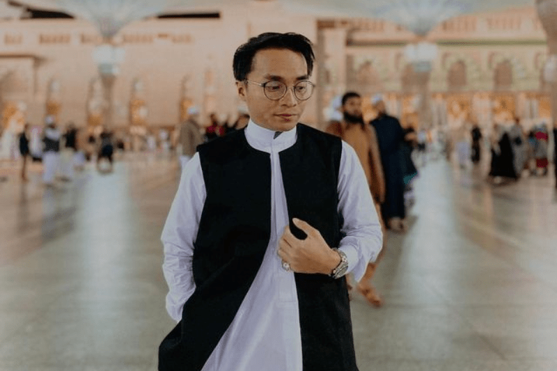 Profil dan Kontroversi Taqy Malik, Bintang Media Sosial yang Dihebohkan Kembali Profil dan Kontroversi Taqy Malik, Bintang Media Sosial yang Dihebohkan Kembali