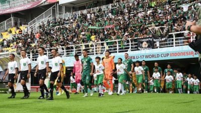Persebaya Surabaya Siap Bangkit Pasca-Pencoretan Ernando Ari dari Timnas Indonesia