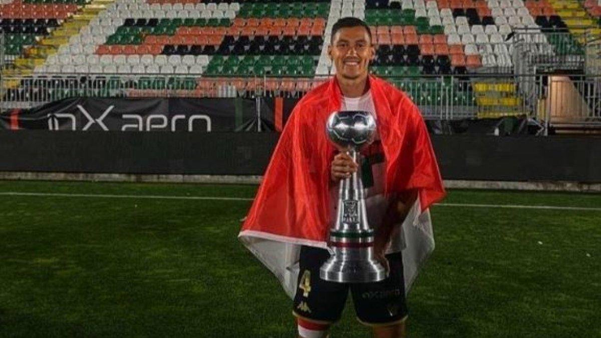 Pemain Terbaik PSSI Awards 2026: Jay Idzes Mengangkat Prestasi Sepak Bola Indonesia Pemain Terbaik PSSI Awards 2026: Jay Idzes Mengangkat Prestasi Sepak Bola Indonesia