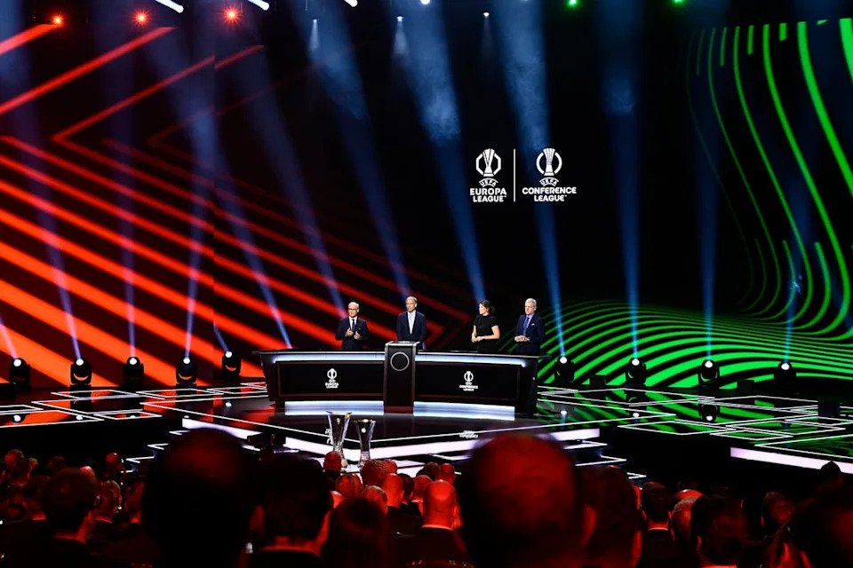 Tim-Tim Tuan Rumah Dominasi Leg Pertama Perempat Final Conference League 1 8d1c31a13d9aefe55df0590f4a024281