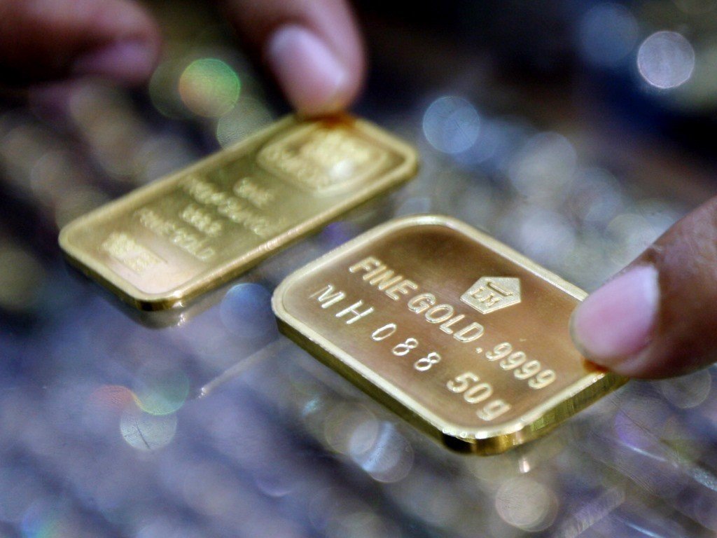 Penurunan Harga Emas Antam yang Mencengangkan