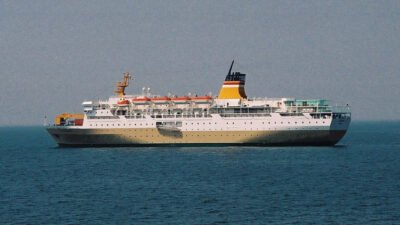 Jadwal Lengkap Kapal Pelni Rute Surabaya-Jakarta Bulan April 2026