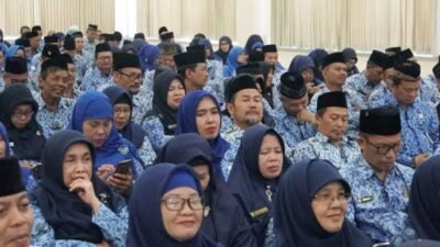 Nasib Gaji Ke-13 ASN di Tengah Perubahan Anggaran Nasib Gaji Ke-13 ASN di Tengah Perubahan Anggaran