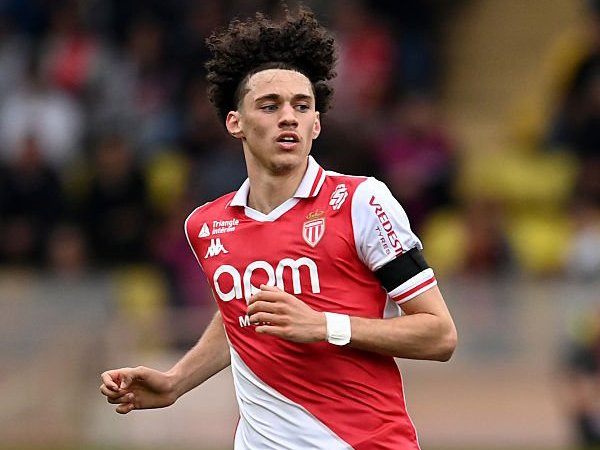 maghnes akliouche masuk radar liverpool di musim panas